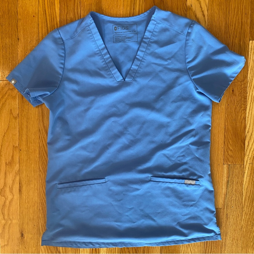 FIGS Ceil Blue Casma Scrub Top XS